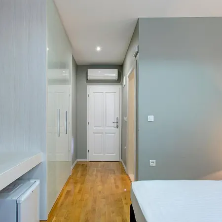 فندق ميلاس موستار